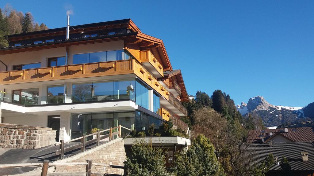 Hotel Garni Gardena - Appartments Santa Cristina Val Gardena المظهر الخارجي الصورة